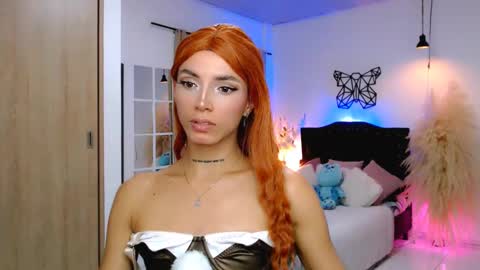 Snapshot of nilam217 chatting on March 1, 12:28 am Nilam online show from March 1, 12:28 am