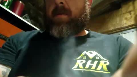nj695457 online show from May 17, 7:05 am