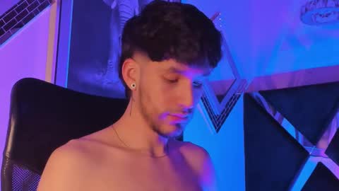 Noah Brigth online show from December 5, 4:08 am