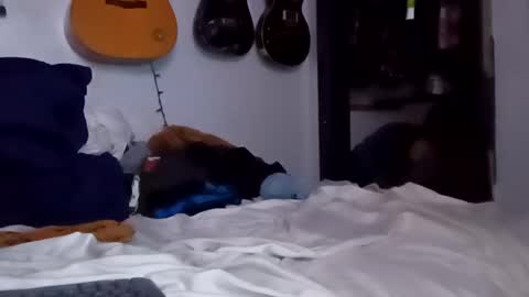 Snapshot of noah_wesley chatting on October 2, 9:57 am Noah Wesley online show from October 2, 9:57 am