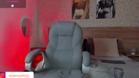 Noah online show from October 3, 8:36 pm