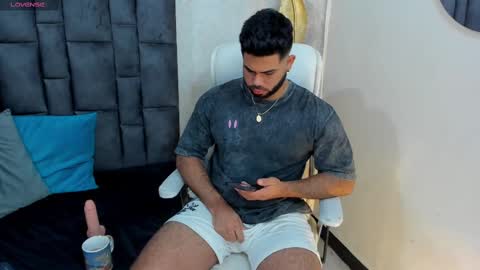 Noah online show from February 15, 9:49 am