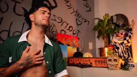 kevin online show from October 30, 12:13 am