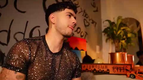 kevin online show from October 26, 12:12 am