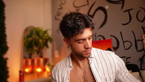 kevin online show from December 15, 11:35 pm