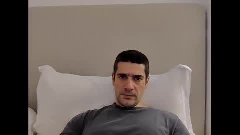 nothingnothing_01 online show from November 8, 1:47 pm