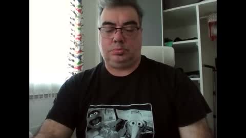 sweet bear online show from February 14, 7:59 am