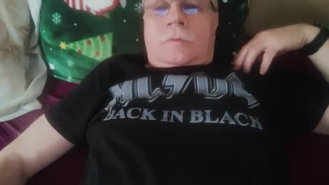 nukiss online show from February 28, 12:59 pm