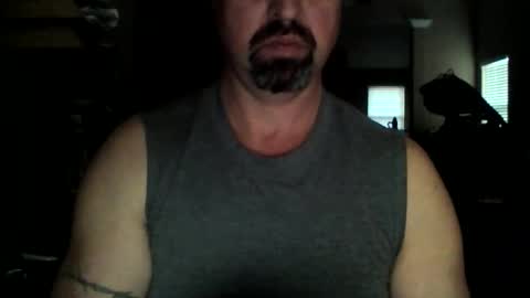 nvrenuff1979 online show from February 3, 12:32 pm