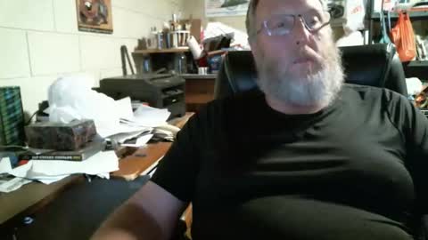 Snapshot of oddobsessions chatting on October 17, 11:53 pm oddobsessions online show from October 17, 11:53 pm