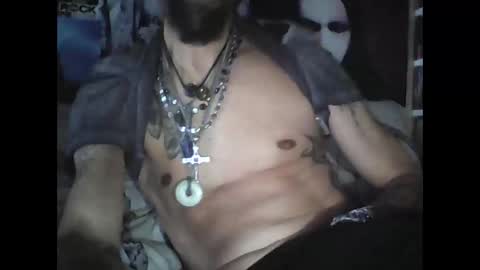 Snapshot of oedipe666 chatting on December 21, 2:15 pm oedipe666cam online show from December 21, 2:15 pm