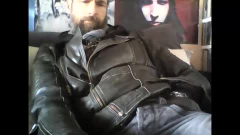 Snapshot of oedipe666 chatting on February 2, 10:46 am oedipe666cam online show from February 2, 10:46 am