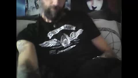 Snapshot of oedipe666 chatting on February 12, 2:10 pm oedipe666cam online show from February 12, 2:10 pm