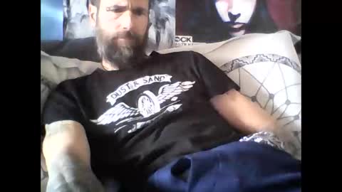 Snapshot of oedipe666 chatting on March 3, 1:37 pm oedipe666cam online show from March 3, 1:37 pm