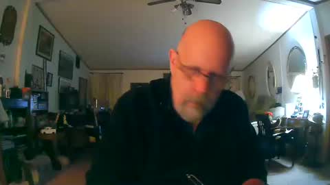 Maximus No Mo online show from January 15, 2:15 am