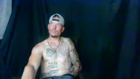 who dares  toss me some  tips lets have fun online show from June 19, 7:41 pm