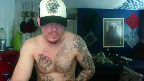 who dares  toss me some  tips lets have fun online show from March 27, 3:24 pm