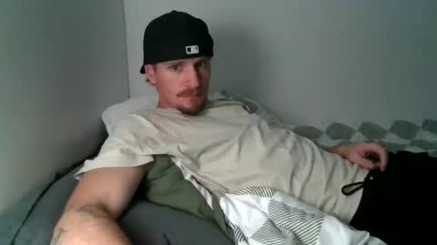 Snapshot of ohdoyle93 chatting on October 13, 4:51 am ohdoyle93 online show from October 13, 4:51 am
