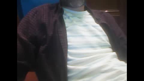 ojosverdess30 online show from December 2, 12:05 pm