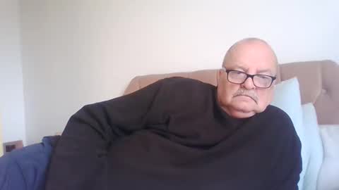 old_fkrr_ online show from October 31, 11:13 am