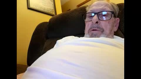 oldaddy2 online show from November 29, 4:14 am