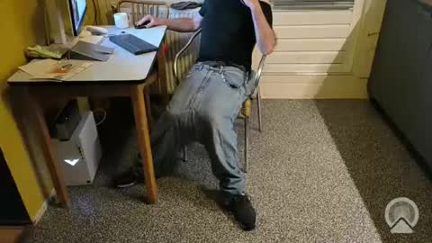 oldersagger online show from October 30, 7:48 pm