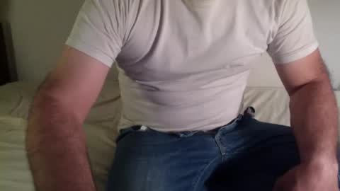 Snapshot of oldjeremy chatting on December 5, 12:19 am oldjeremy online show from December 5, 12:19 am