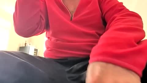 oldsubman online show from February 3, 5:40 pm