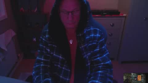 oldveteranuk online show from October 31, 5:31 am