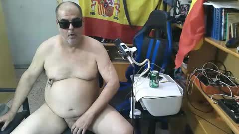 olegariooticario784770 online show from May 15, 10:07 pm