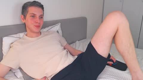 Oliver online show from March 19, 10:29 am