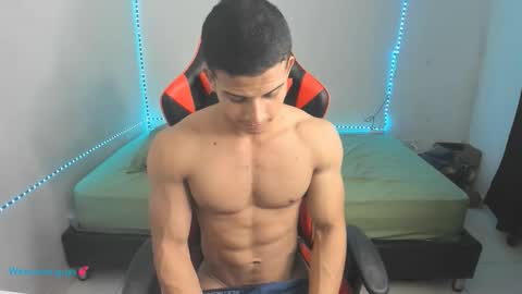 oliver thompsson online show from February 4, 11:33 pm