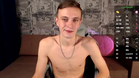 Snapshot of oliverfresh chatting on December 16, 9:14 am Oliver online show from December 16, 9:14 am