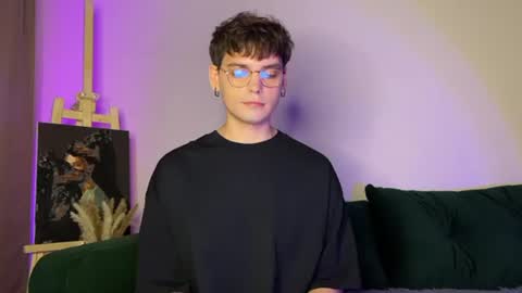 oliverlawrence online show from July 4, 10:35 pm