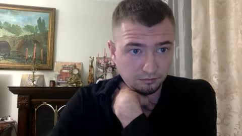 Snapshot of oliverlucky chatting on October 15, 4:36 pm CryotoneX online show from October 15, 4:36 pm