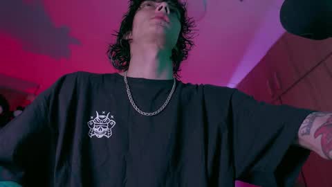     online show from October 21, 2:25 am