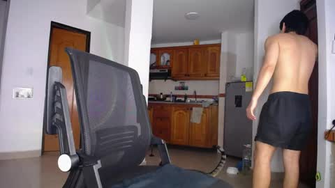 olliver_twink online show from April 12, 12:58 am