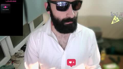 ona nisme online show from November 16, 5:37 pm