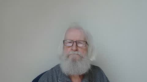 Somewhere over the rainbow online show from November 27, 8:18 am