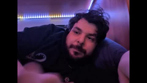 onecrew1 online show from March 1, 4:06 pm