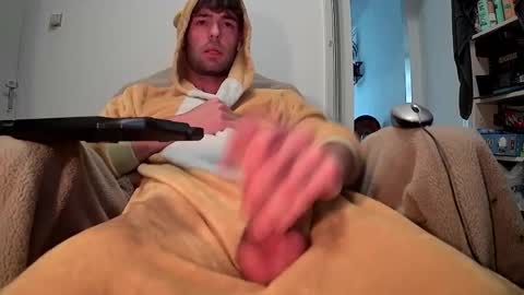 onesieboyx online show from October 10, 11:48 am