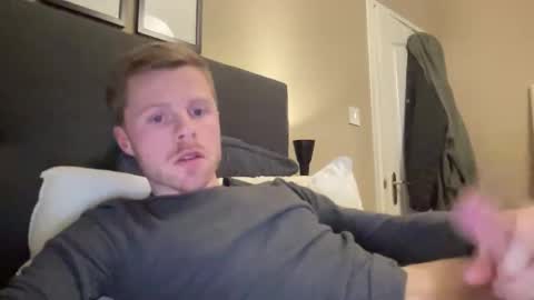 onnmyownface online show from February 2, 7:11 pm