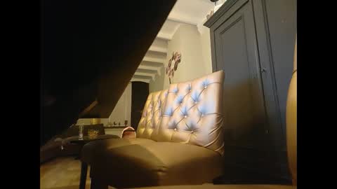 boy30 online show from April 10, 8:16 pm