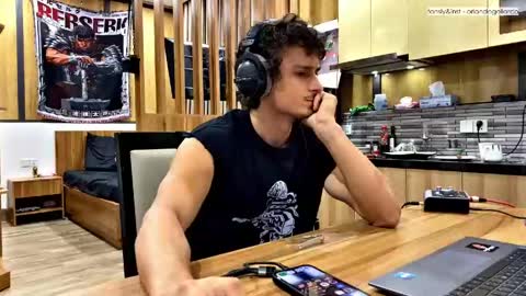 Fansly and Instagram -  online show from April 20, 9:39 pm