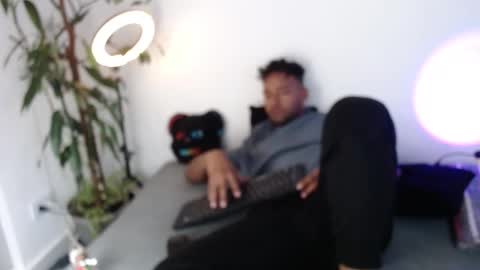 Snapshot of orlando_horny chatting on October 11, 2:04 am orlando_horny online show from October 11, 2:04 am