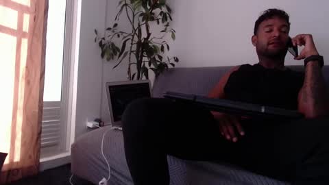 Snapshot of orlando_horny chatting on September 26, 9:12 pm orlando_horny online show from September 26, 9:12 pm