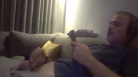 orwel09 online show from December 2, 11:27 pm