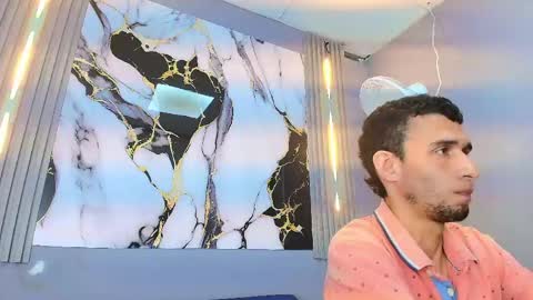 oscar_evans1 online show from April 28, 2:44 pm