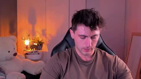 Oscar online show from October 24, 9:27 pm