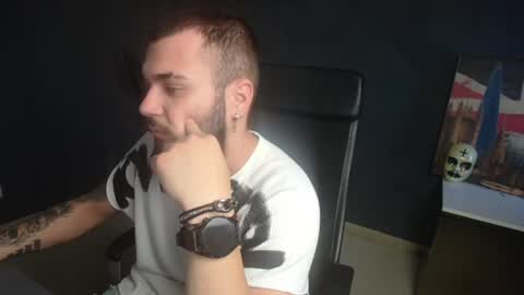 OscarWills online show from July 8, 4:05 am